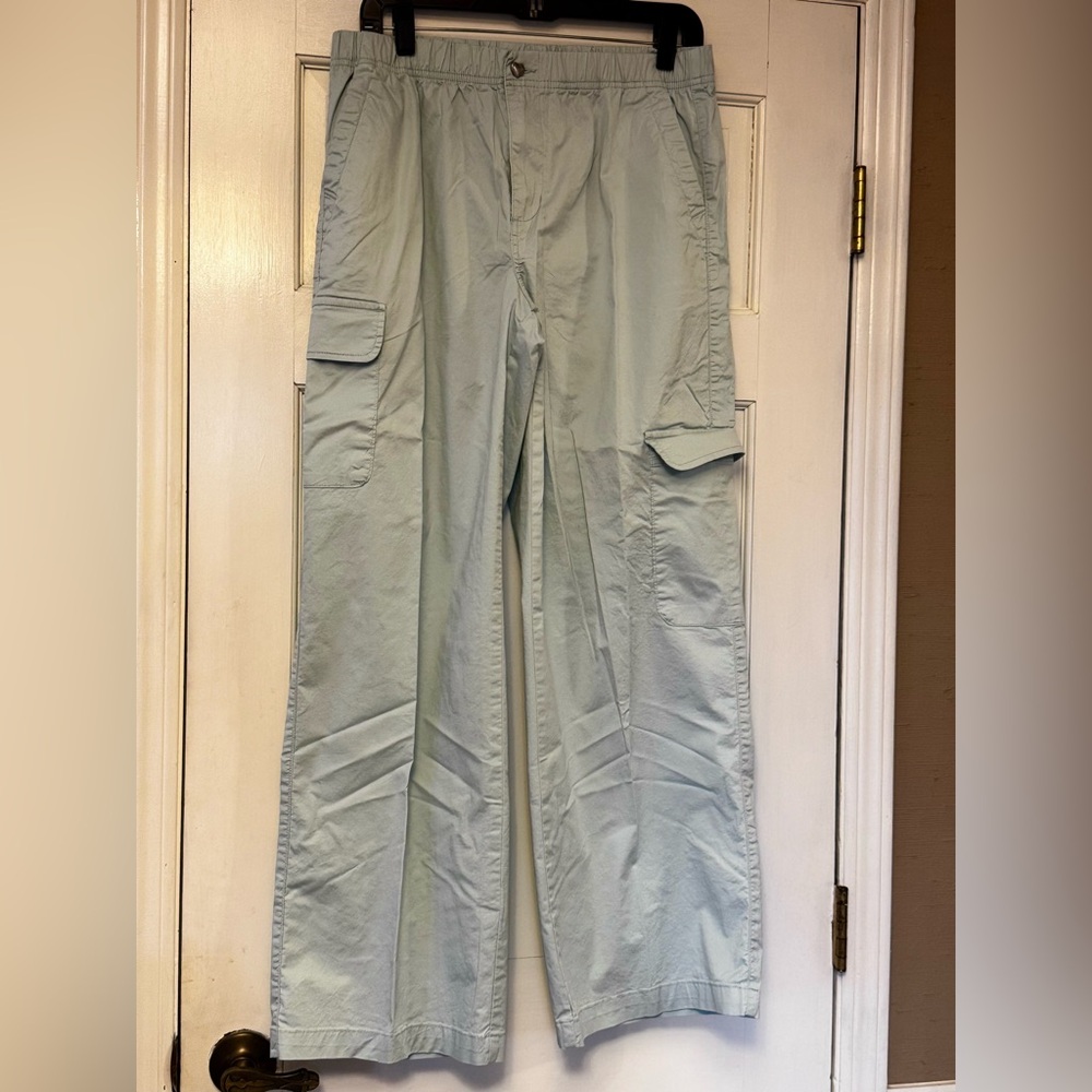 Celebrity Pink Light Blue Cargo‎ Joggers